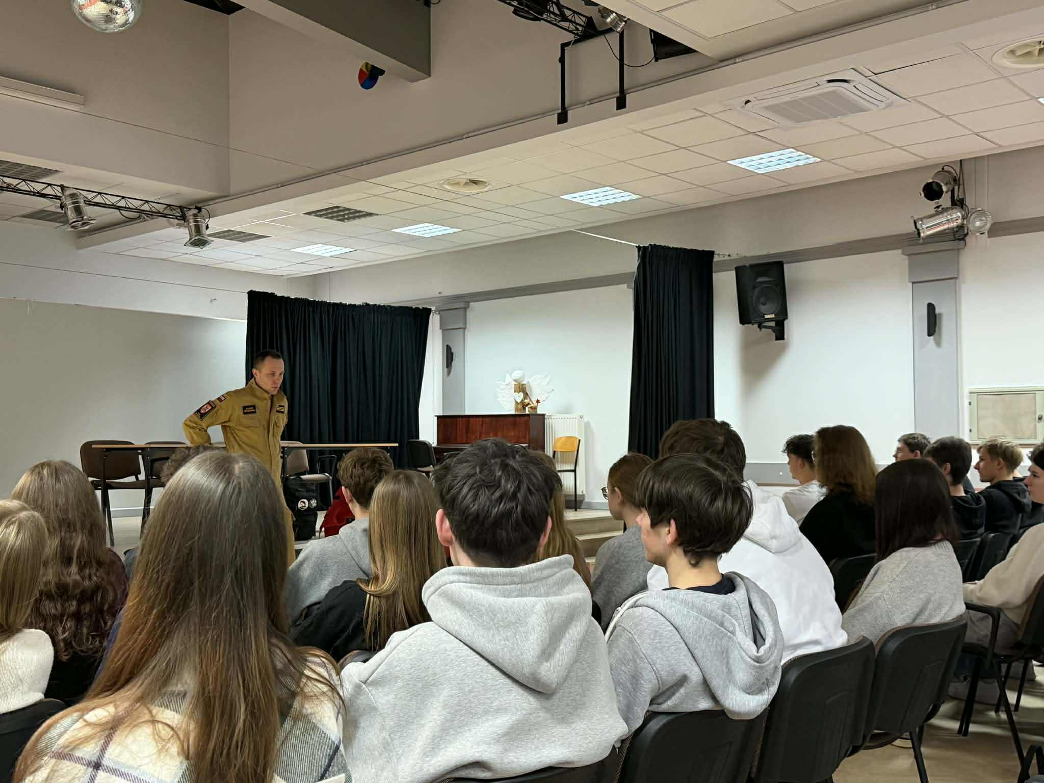 bef56c6a-a33f-4cb5-a1a3-1885b6bd793d